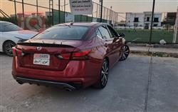 نيسان ألتيما